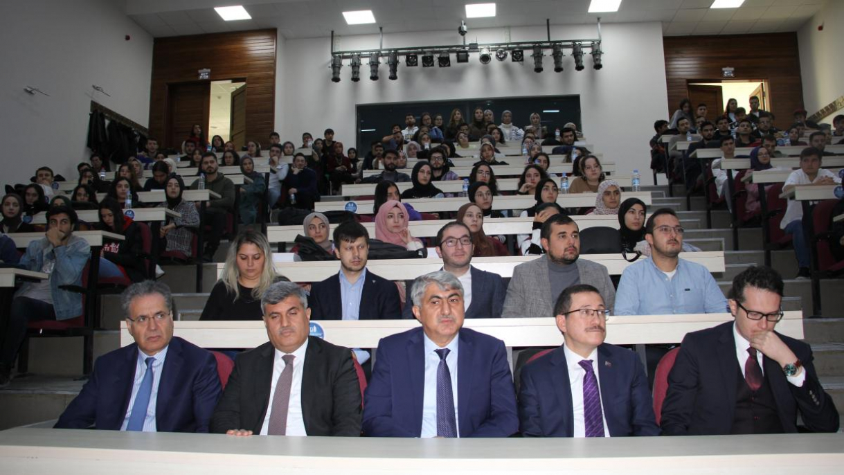 Başkan Gürkan Feribot İskelesinde vatandaşlarla bir araya geldi
