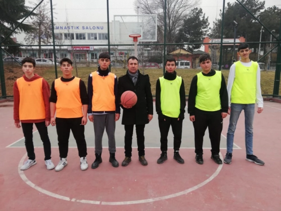Kaymakam Mehmet Faruk KAZDAL Adına ‘’ 3X3 Basketbol Turnuvası’’ Düzenlendi