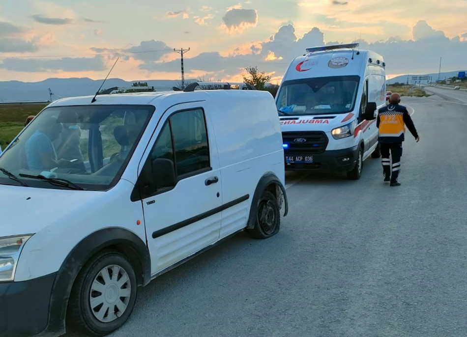 Malatya'da iki ayrı trafik kazası: 2 yaralı