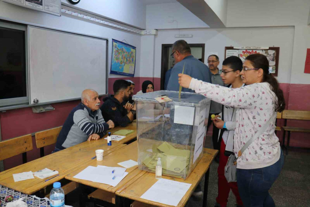 Malatya'da oy verme işlemleri devam ediyor