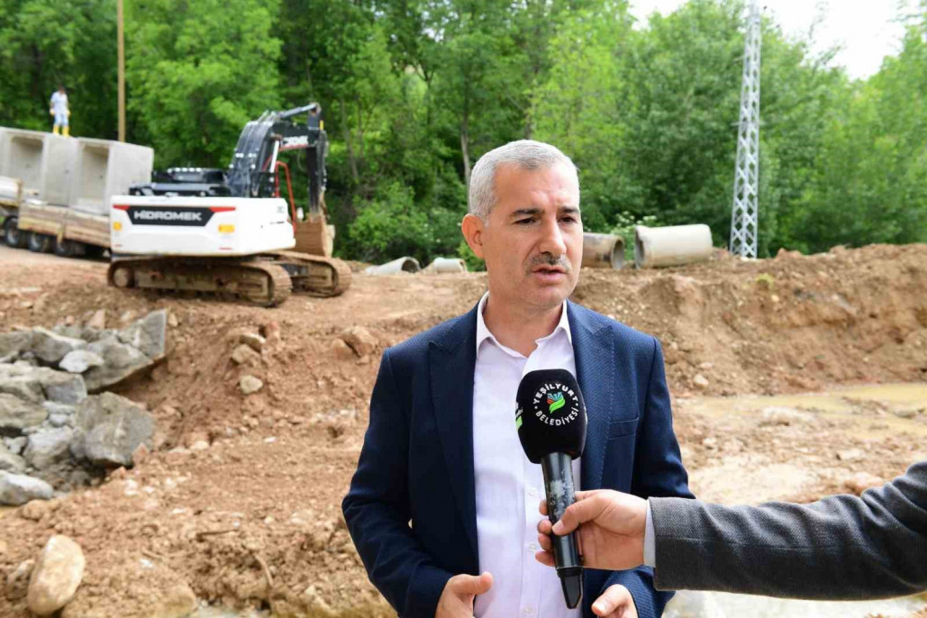 Başkan Çınar, dere ıslah ve yol yenileme çalışmalarını inceledi