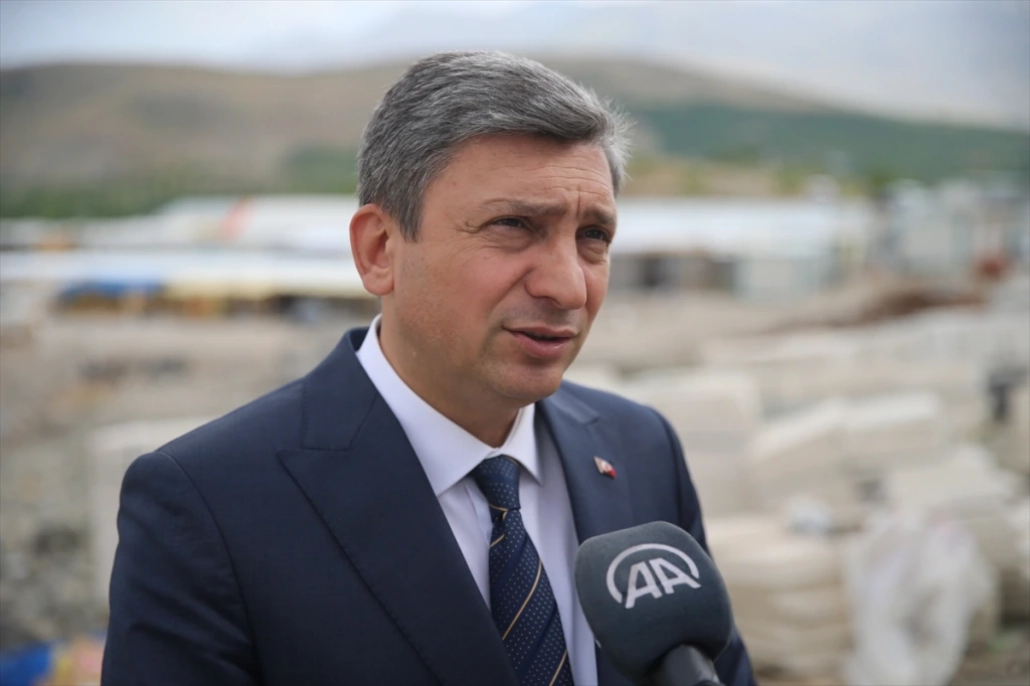 Malatya'da depremzedeler için 757 blokta konutlar yükseliyor