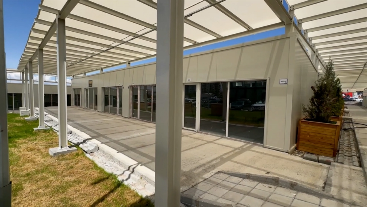 Bakan Özhaseki, Malatya'da 338 geçici iş yerinin daha teslim edildiğini bildirdi