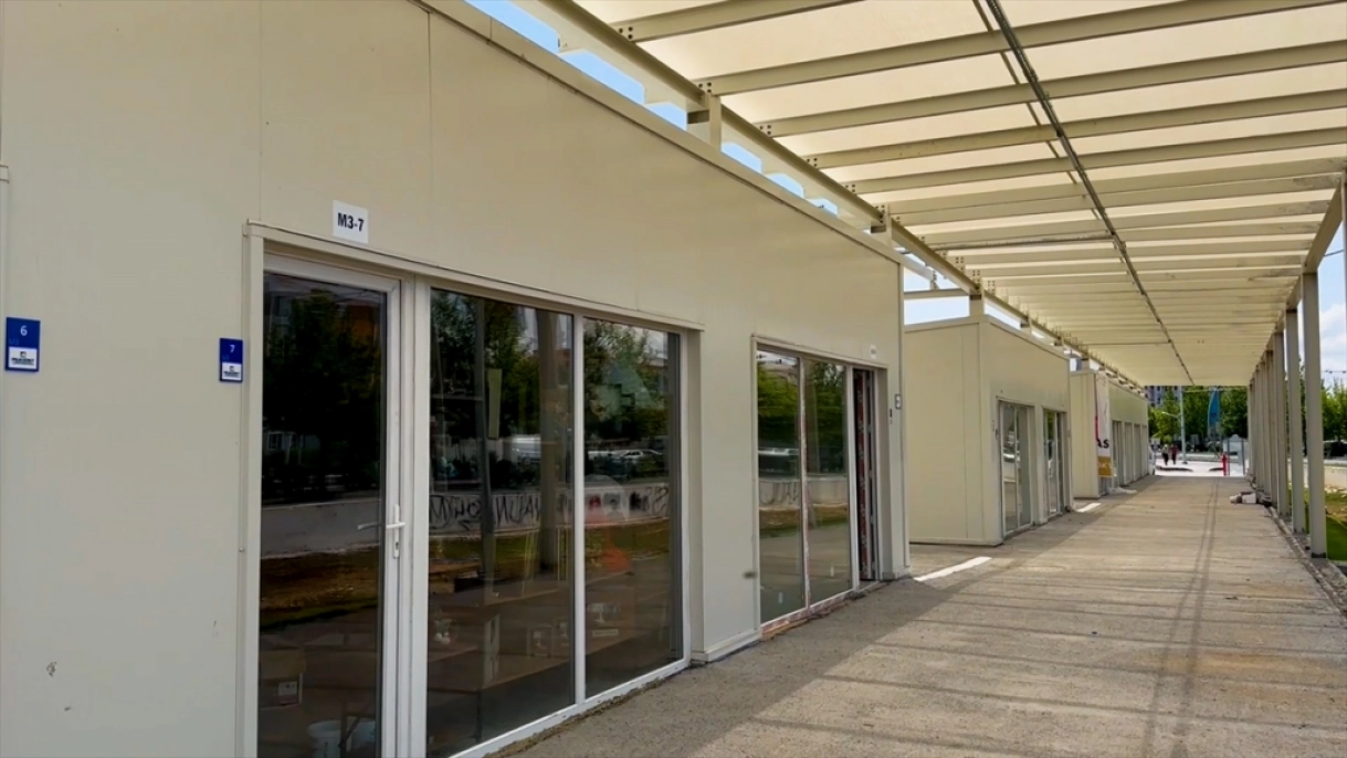 Bakan Özhaseki, Malatya'da 338 geçici iş yerinin daha teslim edildiğini bildirdi