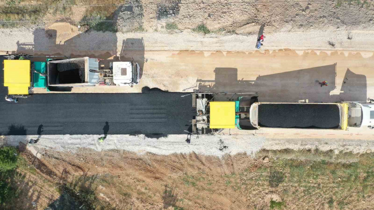 Malatya'da asfalt çalışmaları sürüyor