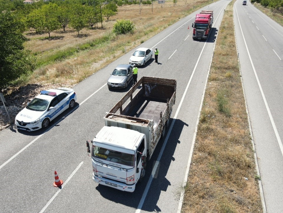 Malatya polisinden dronlu bayram denetimi