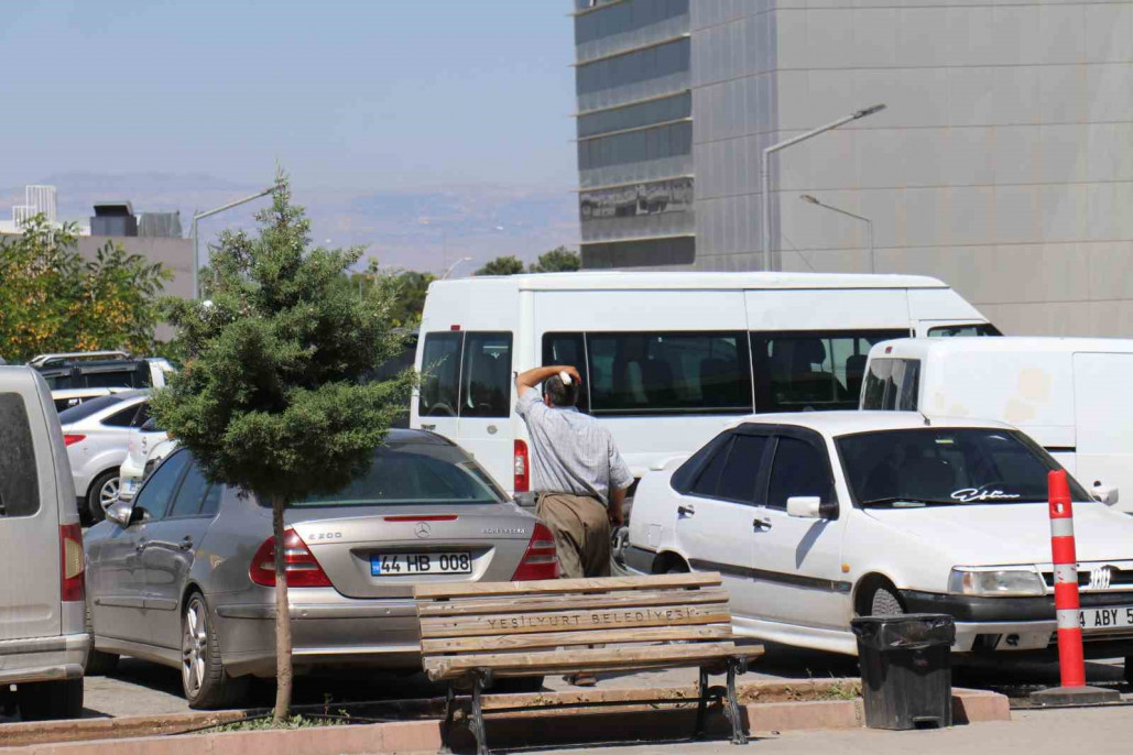 Malatya'da acemi kasaplar hastanelik oldu