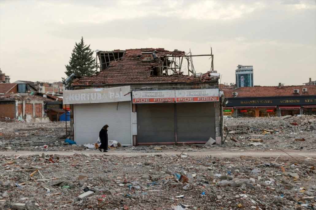 Depremin vurduğu Malatya'da 'ticaretin kalbi' yeniden inşa edilecek
