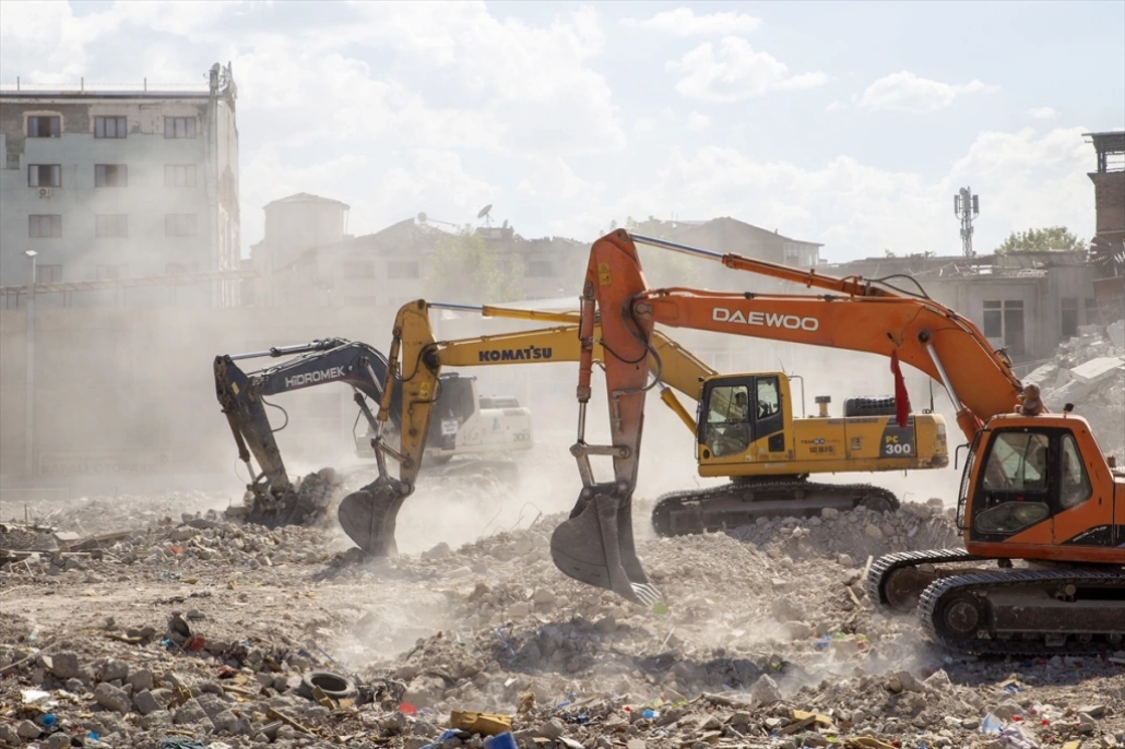 Depremin vurduğu Malatya'da 'ticaretin kalbi' yeniden inşa edilecek