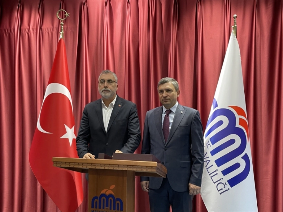 Bakan Işıkhan, Malatya'da ziyaretlerde bulundu