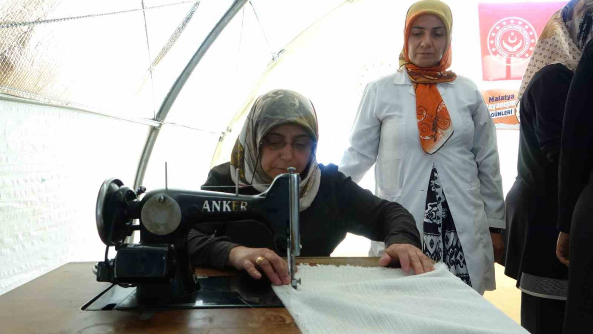 Depremzede kadınlar kooperatif çatısında yeniden üretime başladı