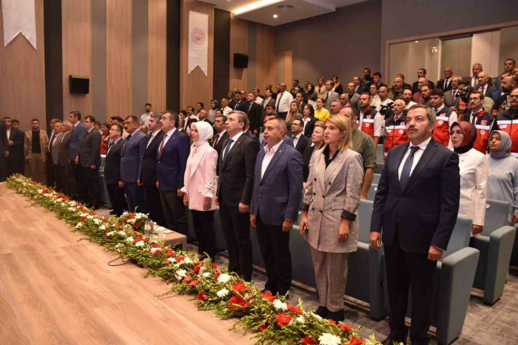 İki bakanlık arasında deprem bölgesi için iş birliği protokolü imzalandı