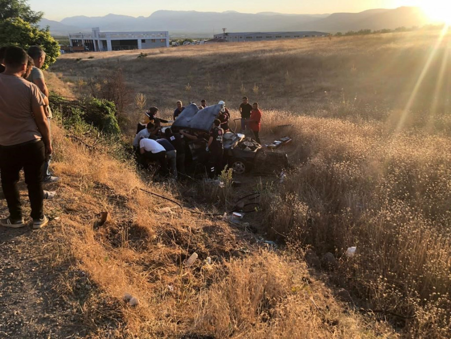 Malatya'da feci kaza: 1 ölü, 5 yaralı