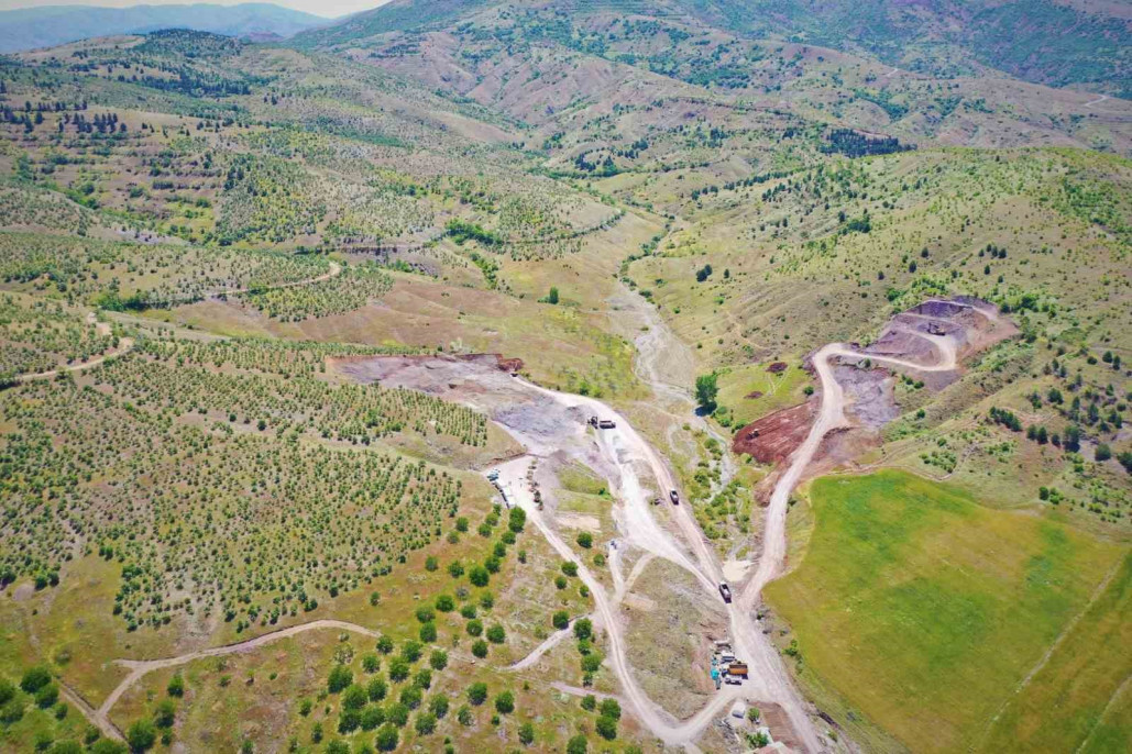 Malatya'da Yenice Barajı'nda çalışmalar devam ediyor