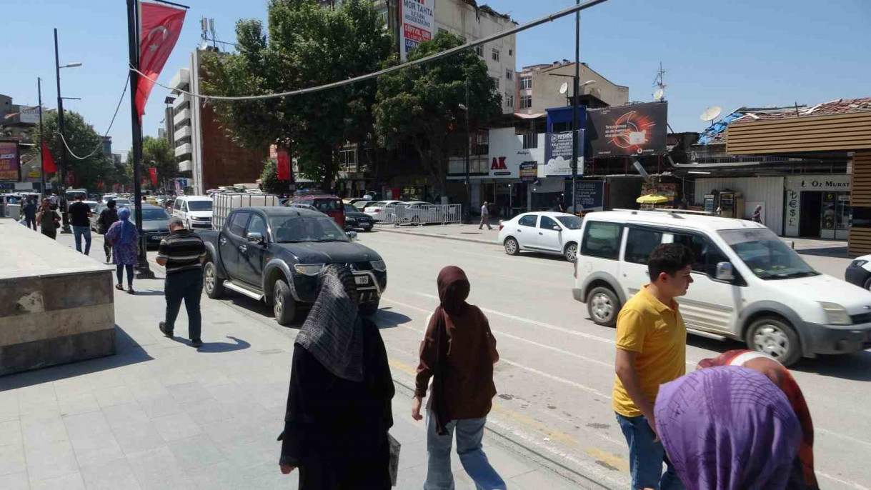 Malatya'da termometreler 39 dereceyi gördü