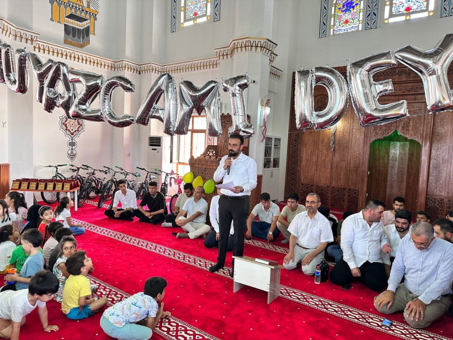'Bu Yaz Camideyim' projesinde derece yapan öğrenciler ödüllendirildi