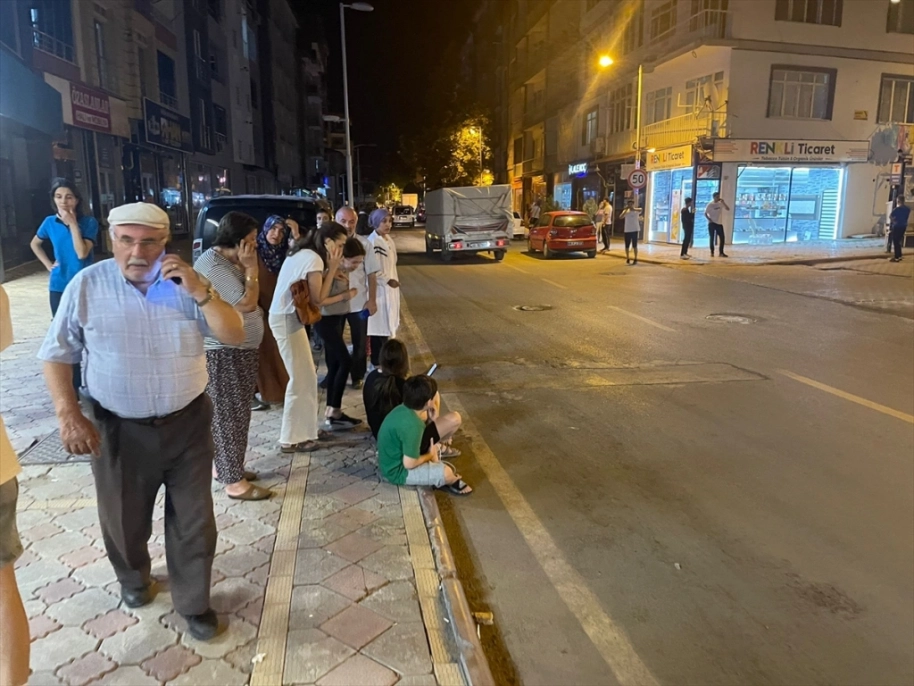 Malatya'da 5,3 büyüklüğünde deprem