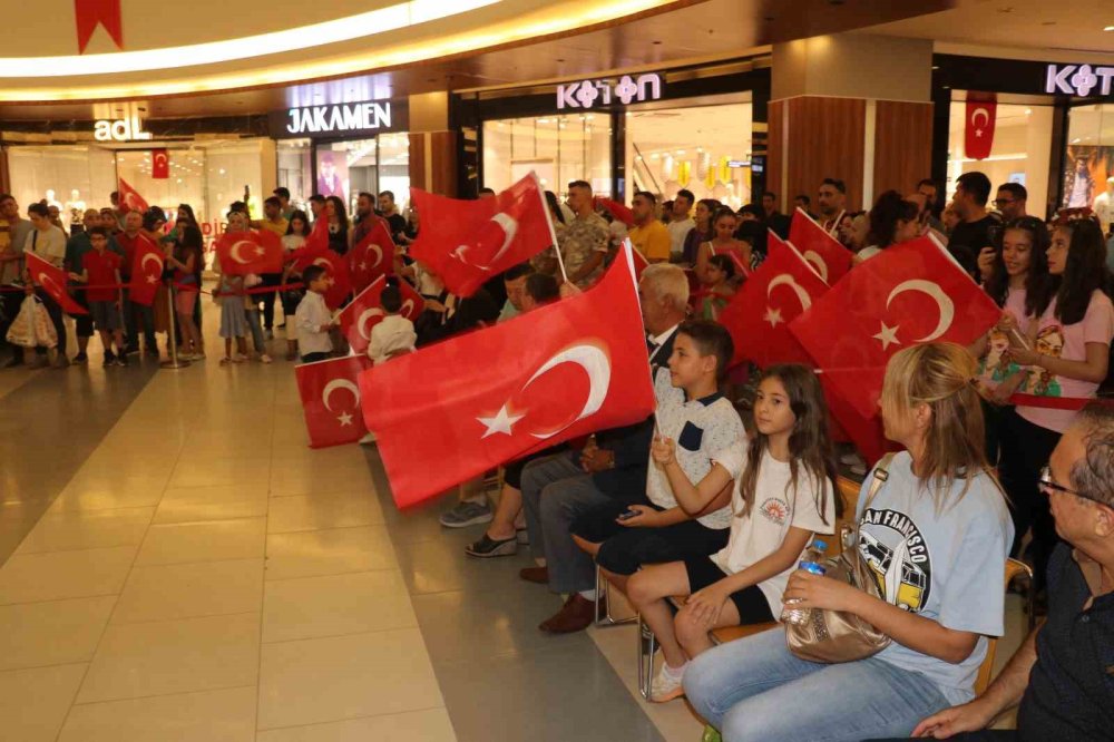 2. Ordu Bölge Bandosundan 30 Ağustos Şöleni