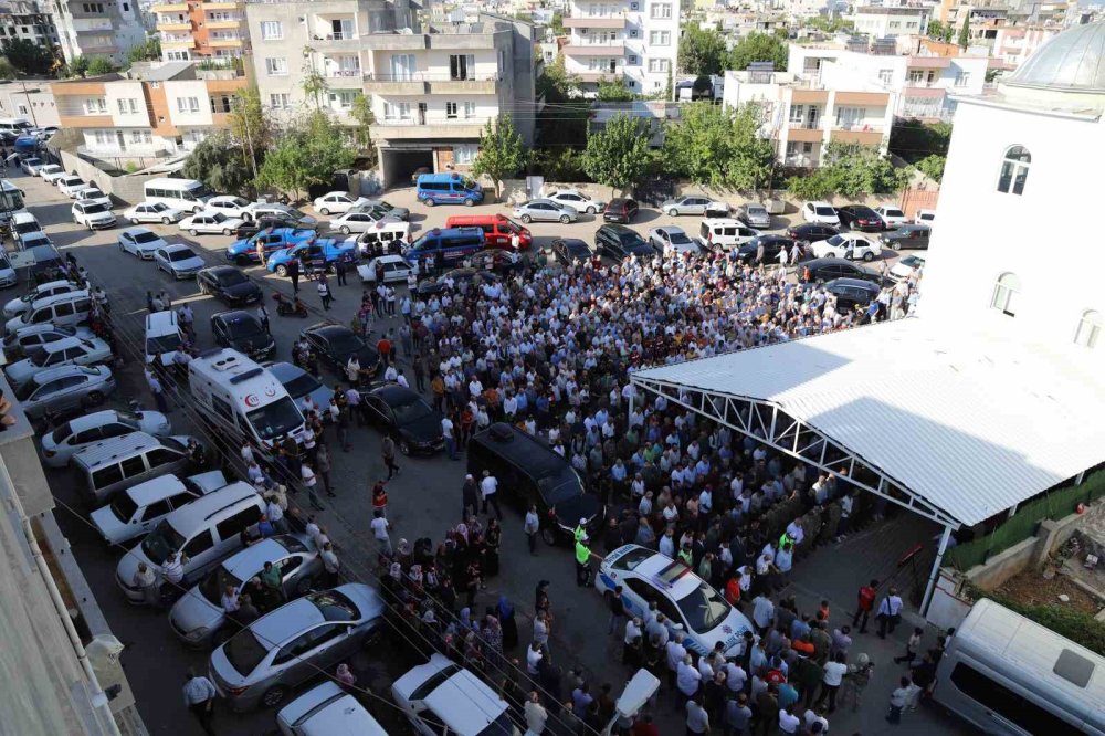 Şehit Özbek Son Yolculuğuna Uğurlandı