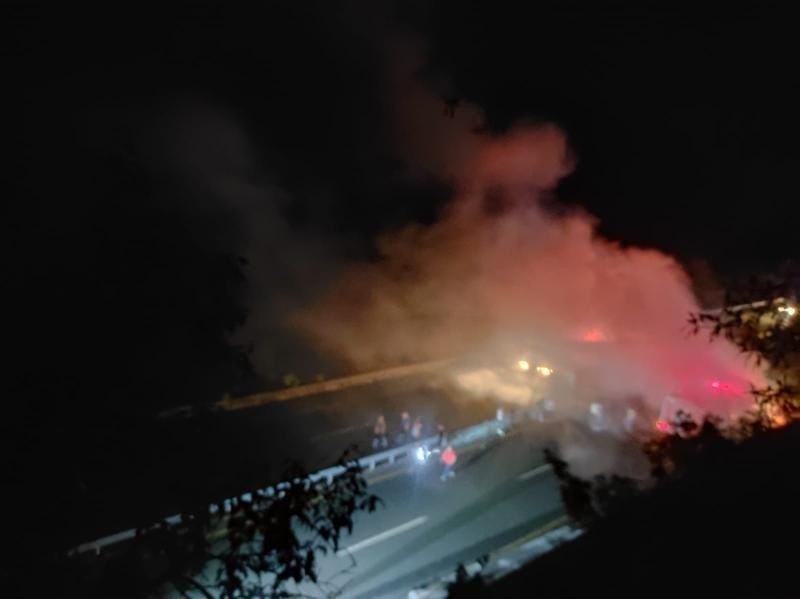 Elazığ’da Tırın Dorsesi Alevler İçinde Kaldı