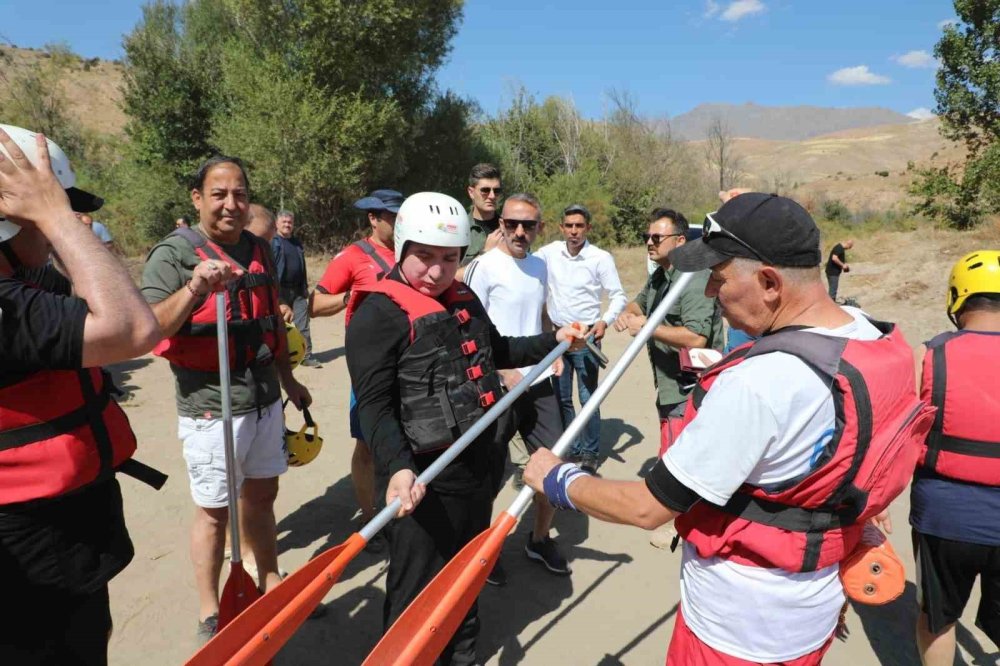 Kanyon Arasında Rafting Serüveni