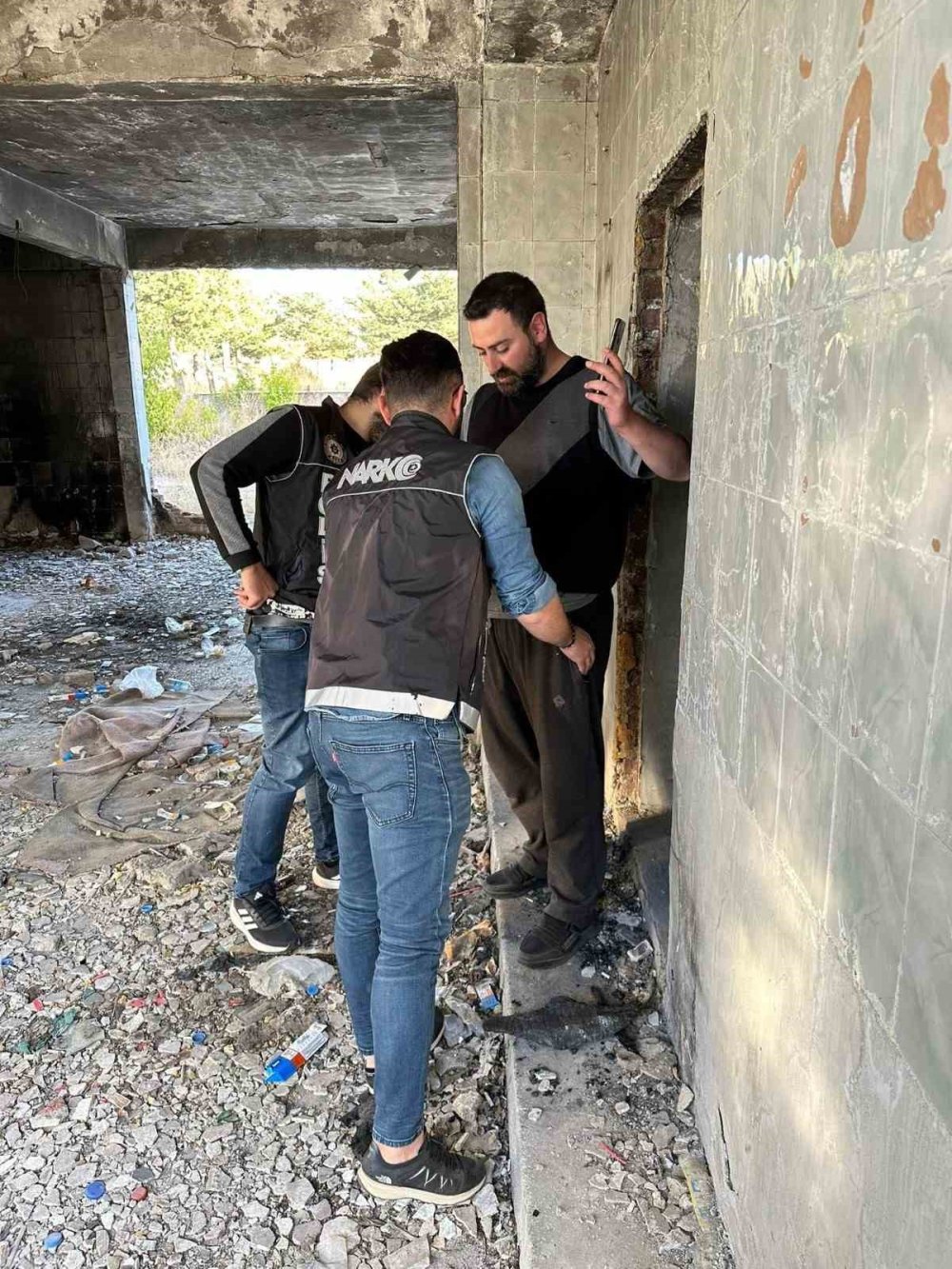 Polis Uyuşturucu Tacirlerine Nefes Aldırmadı