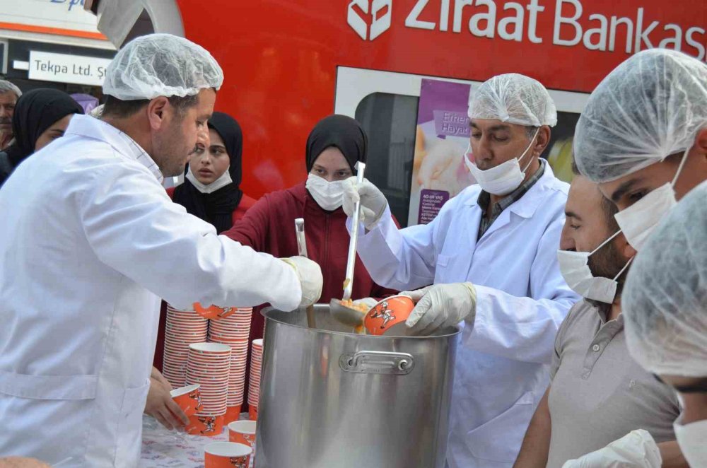 Varto’da Aşure Etkinliği Düzenlendi