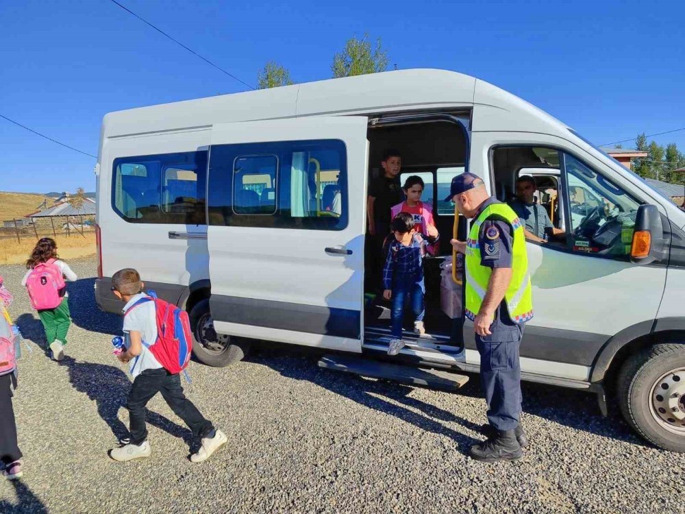 Öğrenciler Trafik Eğitimi Aldı