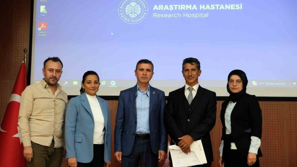 Hastane Personellerine  “İnsan İlişkileri Ve İletişim” Anlatıldı