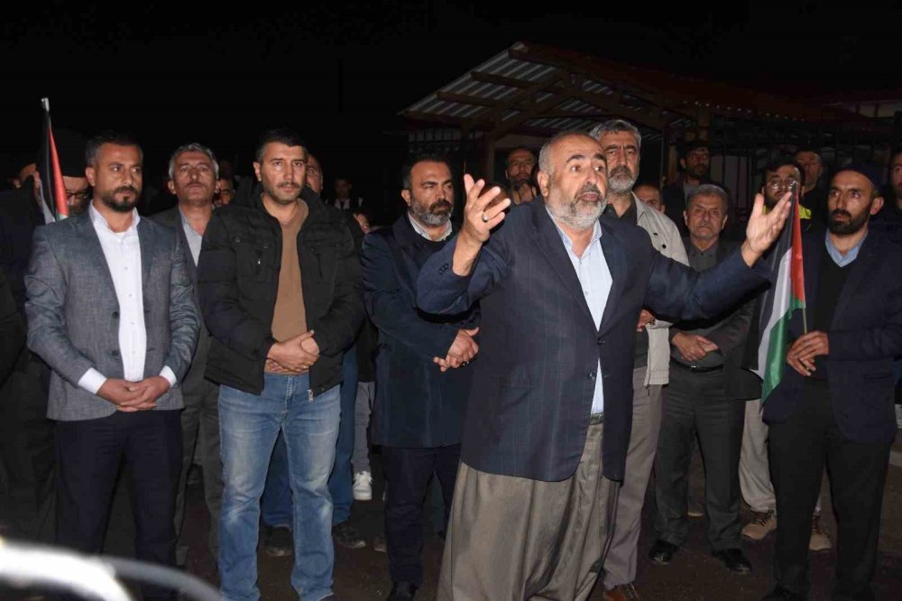 Bitlis’te Halk İsrail’i Protesto Etti