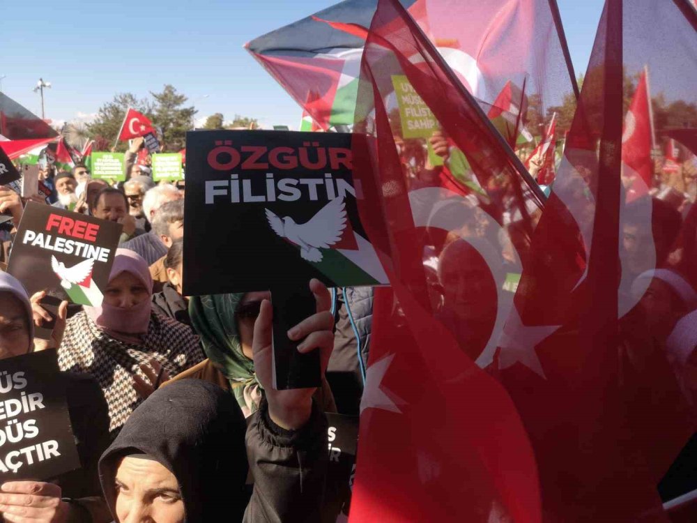Erzurum’da "Özgür Kudüs" Yürügüşü