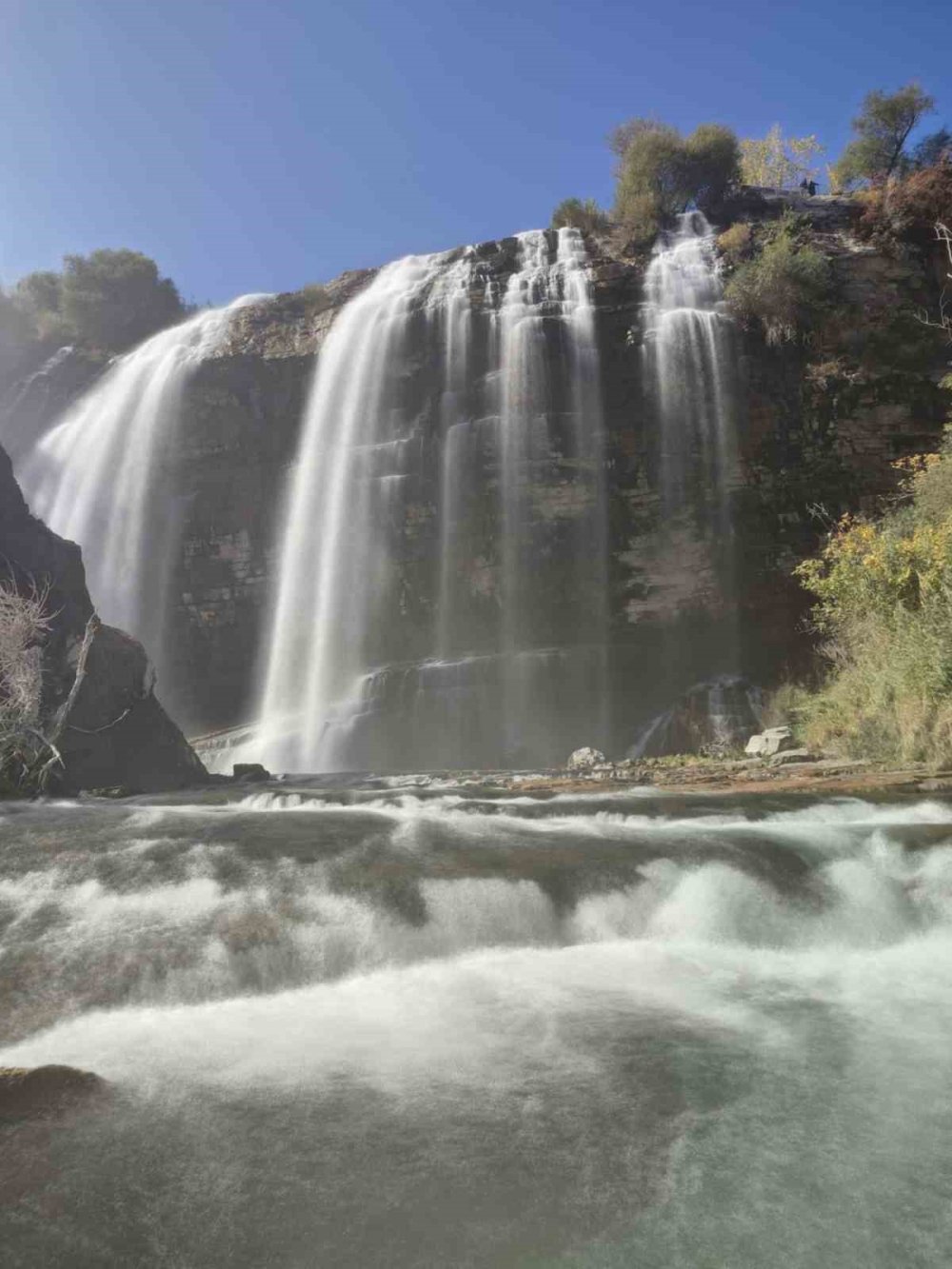 Tortum Şelalesi'nin Gökkuşağı