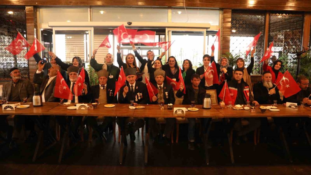 Erzurum Kent Konseyi Kadın Meclisi Cumhuriyet'i Kutladı