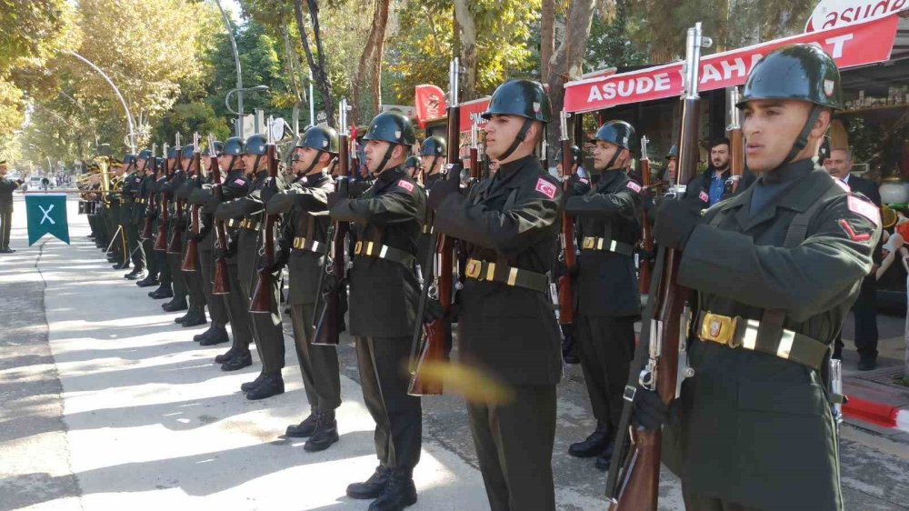Malatya’da 29 Ekim Cumhuriyet Bayramı Kutlamaları Başladı