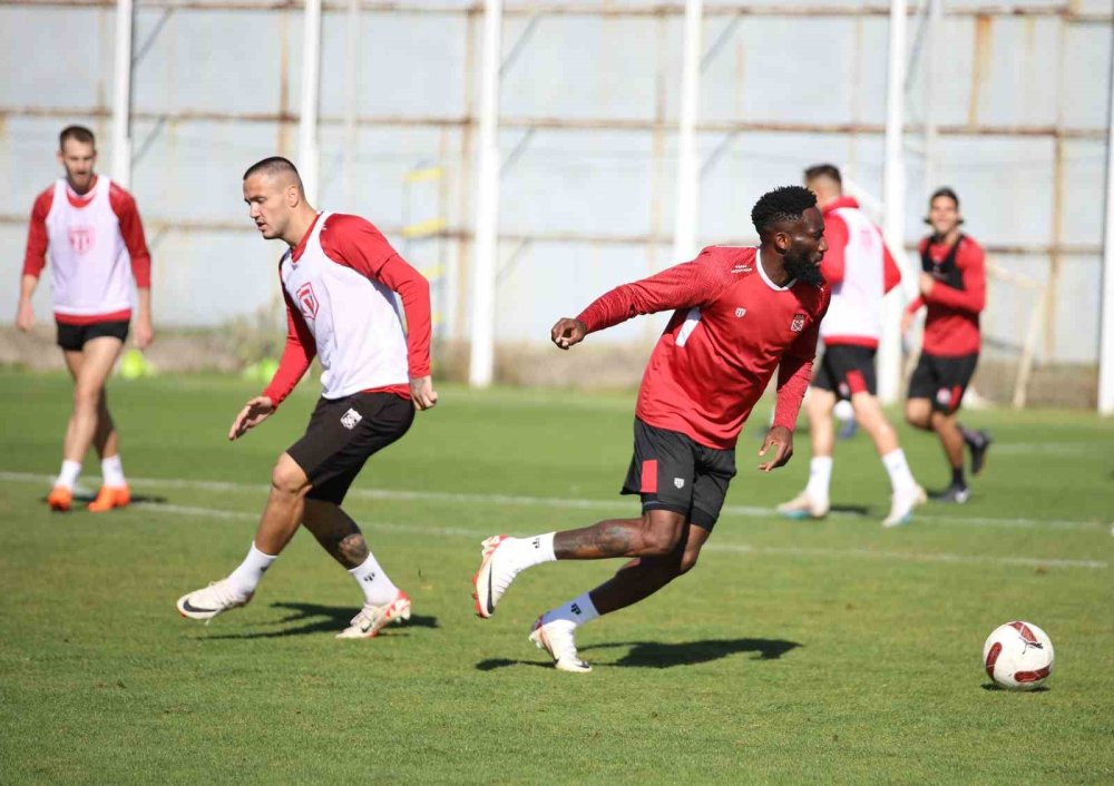 Sivasspor, Adana Demirspor Maçını Bekliyor